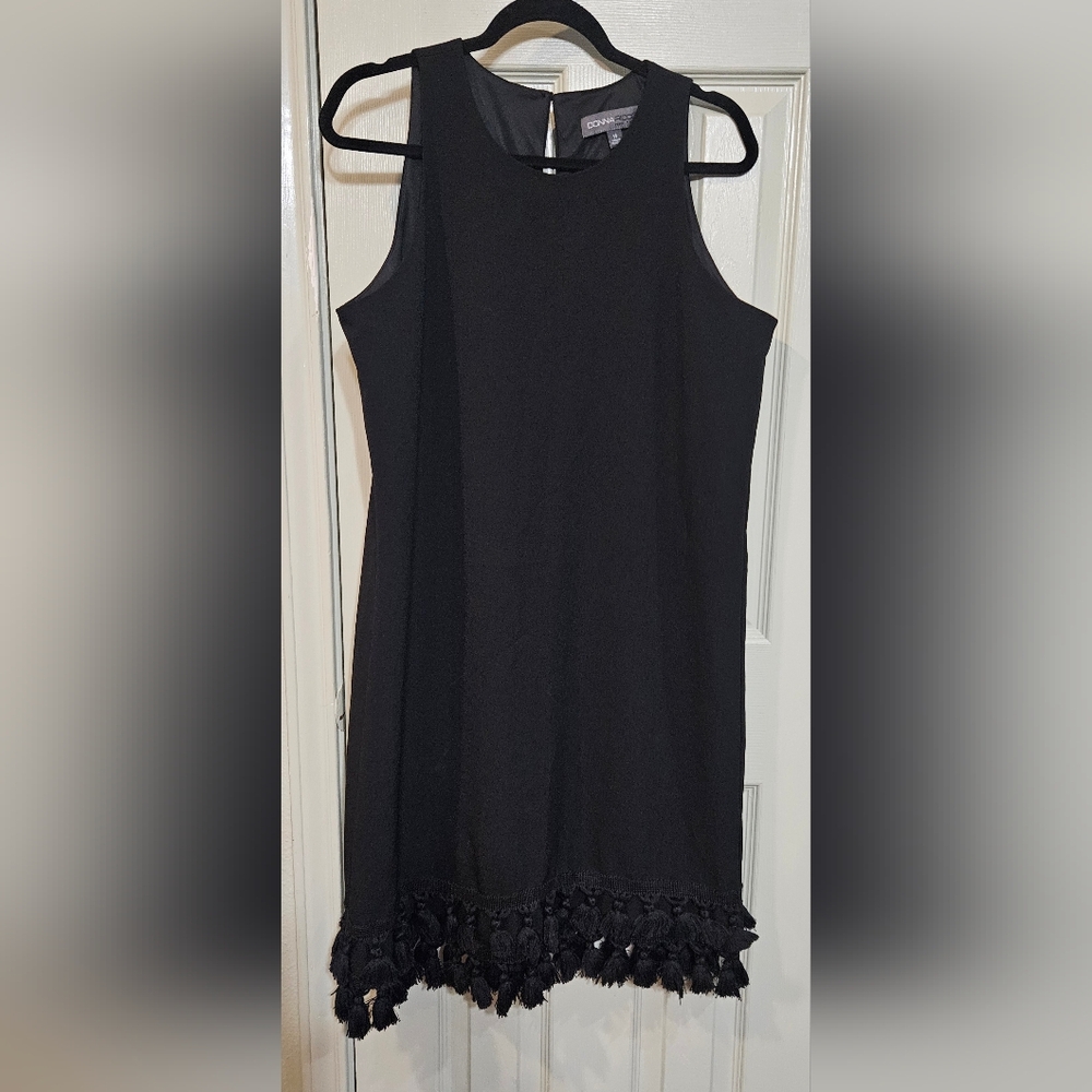 Donna Ricco Black Mini Dress with Lace Hem